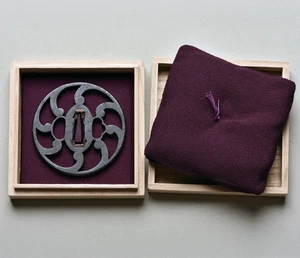 Tsuba - Shōami School Hachi Tomoe Japan, Original - Bild 1 von 5