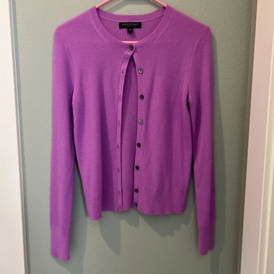 Cárdigan Banana Republic 100% Lana Merino Rosa Abotonado Talla Mediana Foto 1 de 4