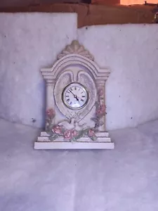 Red Roses And Doves With Angle Wings Mantle Clock - Picture 1 of 10