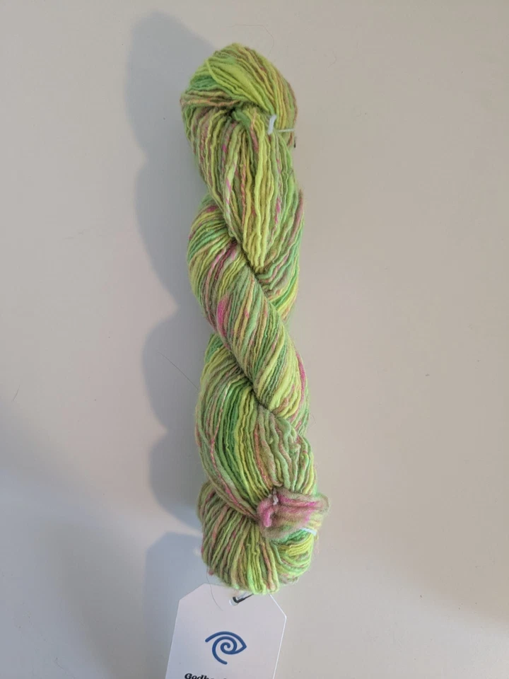 Fio fiado à mão 37g - Imagem 1 de 1