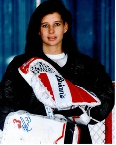 MANON RHEAUME Signed 8x10 ICE HOCKEY GOALTENDER Photo w/ Hologram COA NHL - Picture 1 of 2