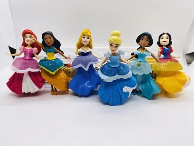 Lote de 6 Muñecas Hasbro Disney Princesa Real Clips Brillantes a Presión Belle Pocahontas Foto 1 de 4
