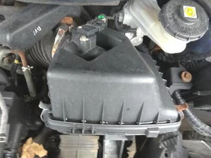 17 HONDA HRV Air Cleaner (1.8l) - Picture 1 of 1