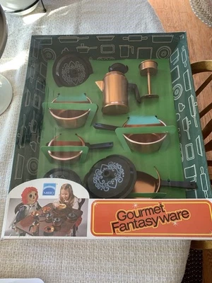 Mirro Cookware Children Set Complete New Old Stock Manitowoc - Image 1 of 4