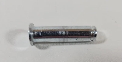 Simplicity S20EZMBagged Upright Vacuum Part: Wheel Axel - Image 1 of 4