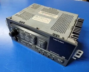 Chevrolet Blazer Camaro & GMC Jimmy AM FM Radio Audio CD Player System 16210141 - Bild 1 von 9