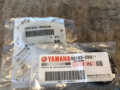 Yamaha OEM Main Seals GT80 YZ80 TY80 MX80 YZ50 DT80 Crank Seals Engine Seal - Image 1 of 2
