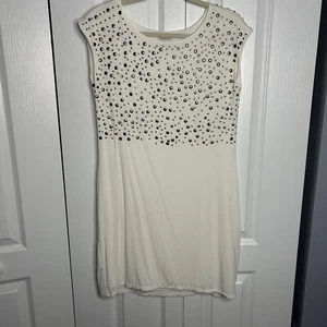 Boston Proper Damen creme verziertes gefüttertes Minikleid Größe Medium 100 % Modal - Bild 1 von 6