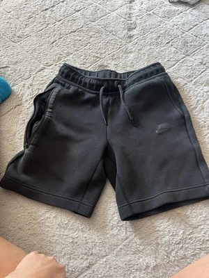 Nike Tech Fleece Shorts Boys - Image 1 of 3