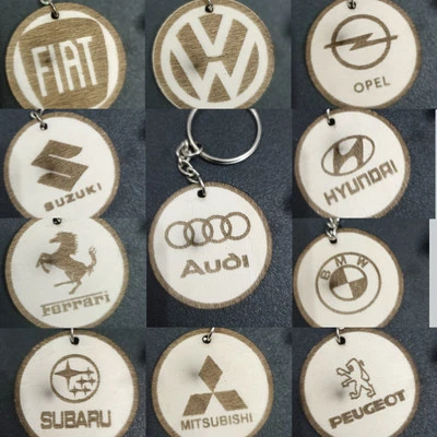 Portachiavi Auto Logo Plurimarche in Legno  Ciondolo Idea Regalo  - Immagine 1 di 4