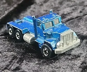 Hot Wheels 1979 Peterbuilt Blue Semi Truck Vintage  - Picture 1 of 4