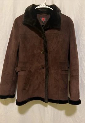 Gallery Mujer Genuino Gamuza Vestido Trench Chaqueta Imitación Piel Chocolate Talla Pequeña Foto 1 de 4