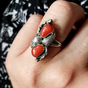 AW Navajo Artist Signed Sterling Silver Red Coral Ring Size 7 Womens Southwest - Picture 1 of 11