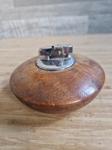VINTAGE RONSON TABLE LIGHTER WOODEN SURROUND SMOKING COLLECTABLE - Picture 1 of 11
