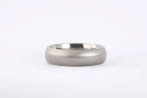 Titanium Wedding Band Size 9 (2.92g.) - Picture 1 of 5