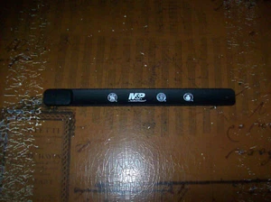 Smith & Wesson, TC, Performance Center, M&P Armband mit USB-Anschluss. - Bild 1 von 10