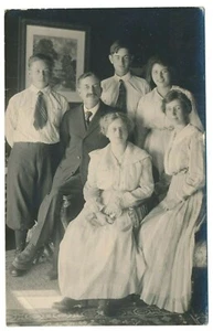 Family Portrait Husband, Wife and Adult Children Fashion Photo Postcard RPPC - Picture 1 of 2