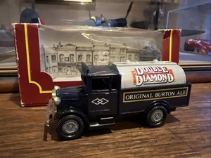 CORGI THE VILLAGE CAMEO COLLECTION MORRIS TRUCK DOUBLE DIAMOND BURTON ALE MIB - Picture 1 of 8