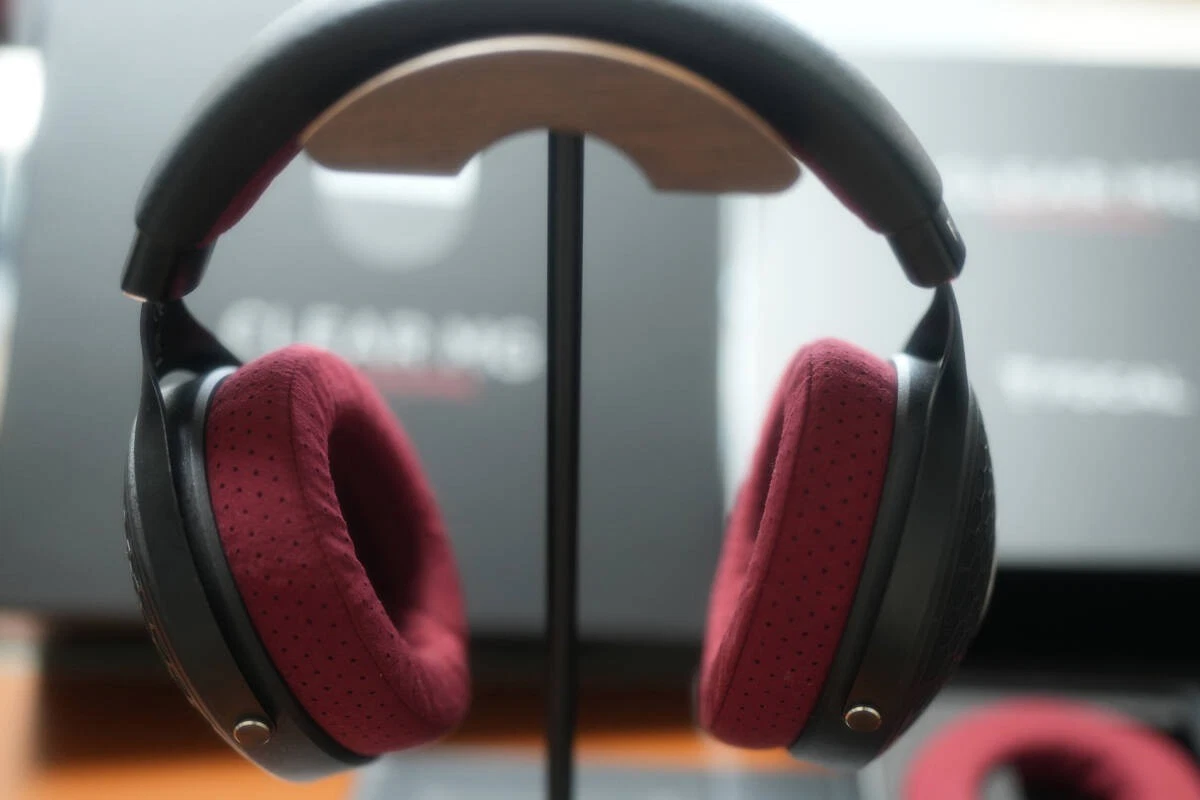 Focal Clear Professional 中古 状態良好 Focal Clear Professional 中古 状態良好 FOCAL PROFESSIONAL