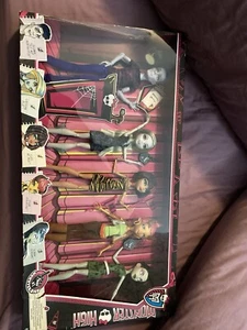 Monster High Student Disembody Council - Picture 1 of 2