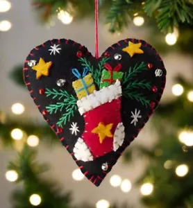 Primitive Christmas Handcrafted Felt 3” Black Heart w/ Stocking and Gifts Orname - Picture 1 of 3