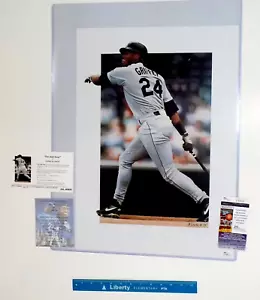KEN GRIFFEY JR. HOF Signed #323/450 Auto 15.75x21.75" Lithograph Photo JSA ๐COA - Picture 1 of 7