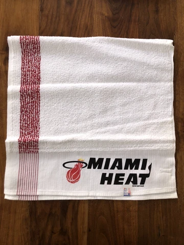 Vintage Miami Heat NBA - Towel Cover