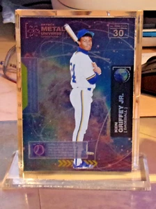 2021 Metal Universe Champions Base - Ken Griffey Jr. - Baseball #30 - Picture 1 of 1