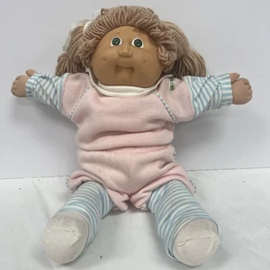 Vintage 1978-1982 Cabbage Patch Kid Original Clothes Doll - Picture 1 of 5