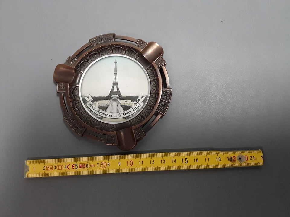ancien cendrier décoration  "Tour EIFFEL" french antique vide poche - Photo 1/1