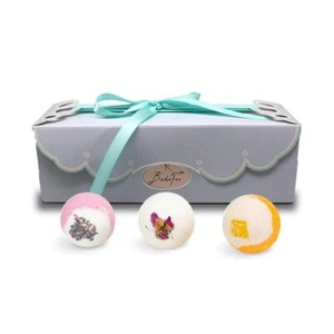 BadeFee - Badekugeln Badebomben Geschenkset - vegan- Inhalt: 330g (3x110g) - Bild 1 von 1