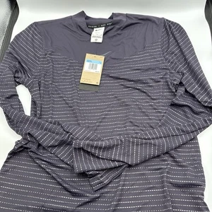 Nike Run Long Sleeve Running Top Womens Medium Purple DD6821-540 retail $65 - Picture 1 of 5