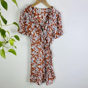 Billabong Size 12 Dress Cooper White Floral Wrap Tie Waist - Bild 1 von 5