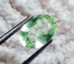 Sin Tratar Calentar Suelto Piedra Preciosa Natural Peridoto 2.55 CT Oval Forma - Picture 1 of 6