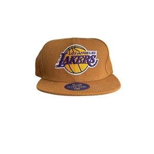 NBA Ultra Juego LA Lakers Baloncesto Snap Back Sombrero Bronceado Nuevo - Imagen 1 de 4