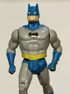 Vintage 1984 Kenner DC Super Powers Batman Loose 4" Action Figure No Cape - Picture 1 of 3
