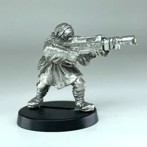 Tallarn Desert Raider Trooper - Imperial Guard - Warhammer 40K GW Metal X13310 - Picture 1 of 2