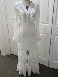 Muy Muy Fancy Cottage Core Lace Embroidered Bell Sleeves White Maxi Dress Sz Sm - Picture 1 of 23