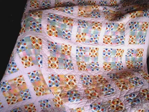 Bunter Vintage Feedsack Stoff Material Quilt handgenäht 72 x 92 cm - Bild 1 von 17