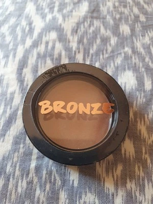 Model Co,Bronze,Shimmer  Bronzing Powder 3,6 Gr.,neu und versiegelt,Glow - Bild 1 von 4