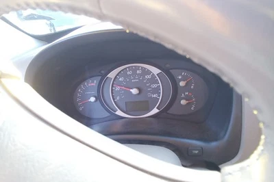 Grupo de calibre velocímetro Tucson OE 2005 90 k millas Hyundai Foto 1 de 4
