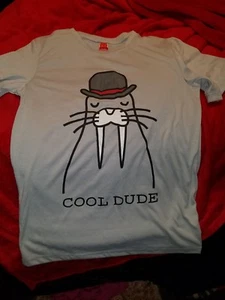 Boys Christmas  Shirt Xl 16 Walrus Cool Dude  - Picture 1 of 3