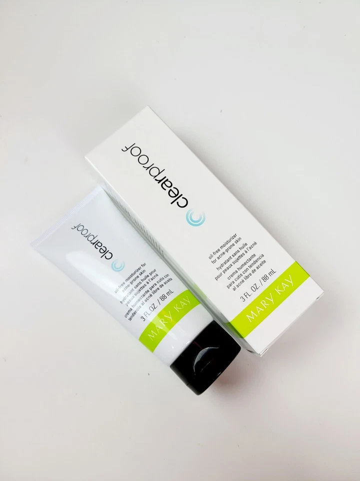 Crema hidratante sin aceite Mary Kay Clear Proof para piel propensa al acné NUEVO  Foto 1 de 1