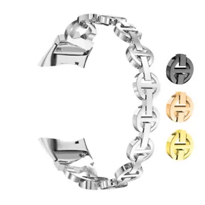 Brazalete de eslabones de acero inoxidable con círculo de diamantes de imitación StrapsCo para Fitbit Charge 5 - Imagen 1 de 14