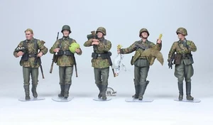 PreSale German Elite Infantry Eastern Front WW2 1/35 Pro Built Model - Picture 1 of 12