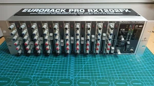 Behringer Eurorack Pro RX1202FX 12-Input Rack-Mount Mic/Line Mixer - Bild 1 von 6