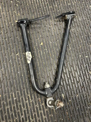 Ski Doo Summit 800 2005 brazo superior izquierdo Foto 1 de 2