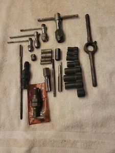 Assortment of threading tools - Picture 1 of 5