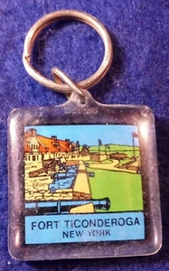 Vintage 1980's Fort Ticonderoga New York Keychain~Scene of Cannons~Acrylic - Picture 1 of 2