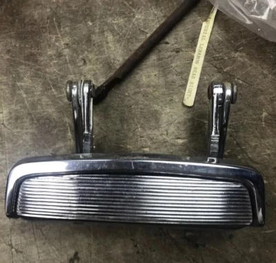 1963 Chrysler Imperial Lebaron Door Handle 1954054 - Image 1 of 4